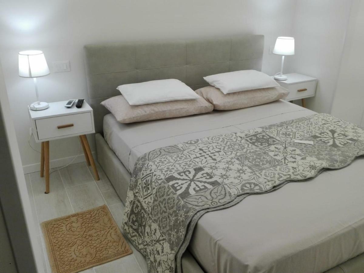 La Casa Di Pepe Apartment Sanremo Bagian luar foto